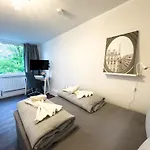 Messeapartment Fuer 4 Gaeste Mit Kostenlosen Parkplaetzen