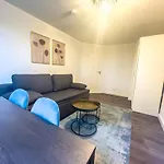 Messeapartment Fuer 4 Gaeste Mit Kostenlosen Parkplaetzen