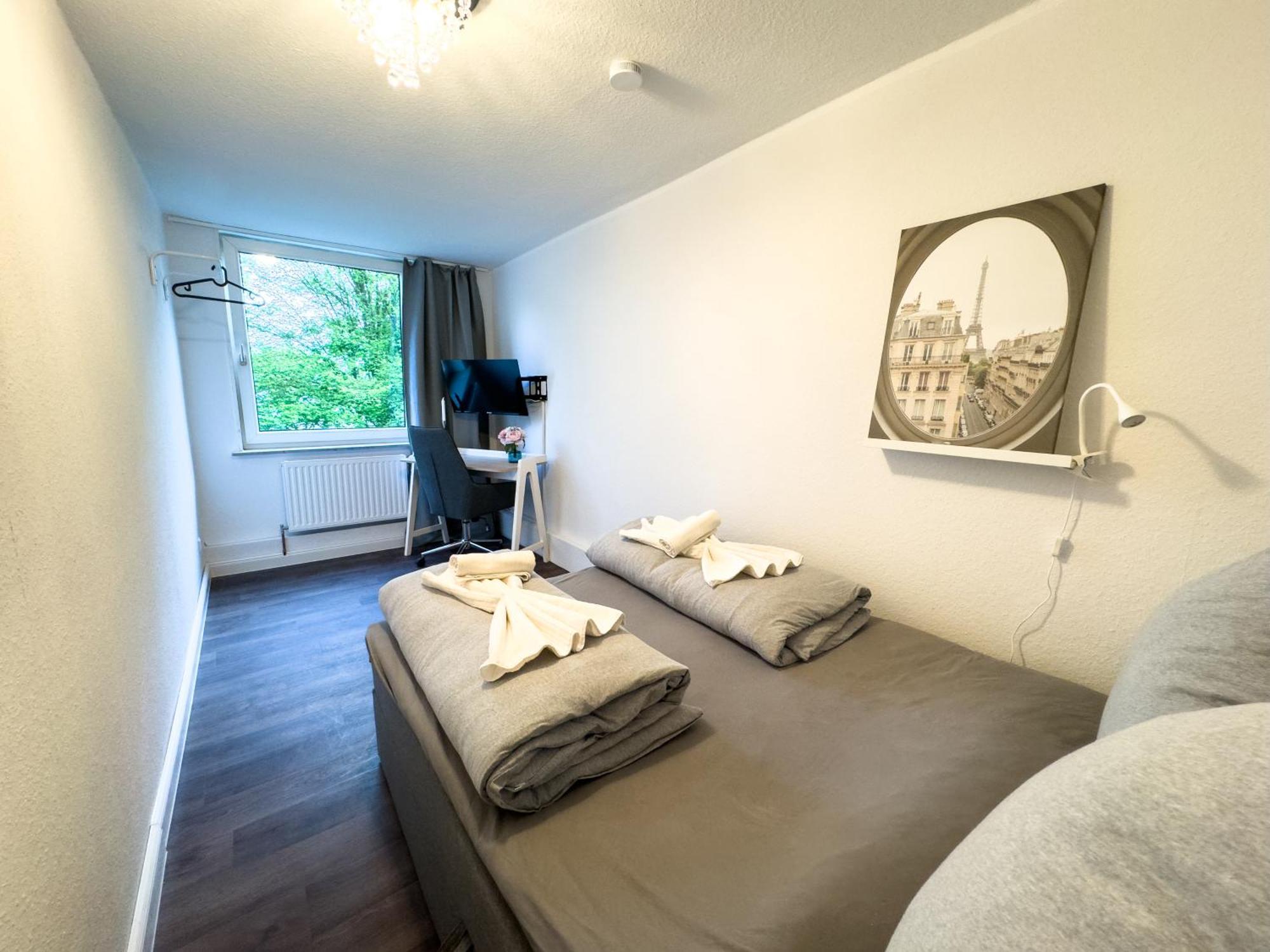 Messeapartment Fuer 4 Gaeste Mit Kostenlosen Parkplaetzen Apartment Hannover